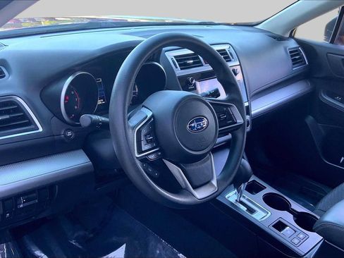 Used 2018 Subaru Outback 2.5i AWD/4WD image 17