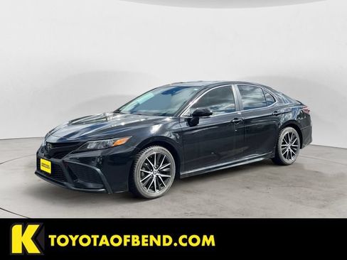 Used 2024 Toyota Camry SE w/ Audio Upgrade Package AWD/4WD image 1