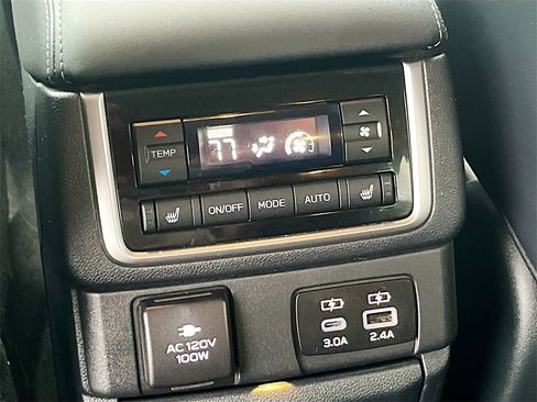 Used 2024 Subaru Ascent Touring image 27