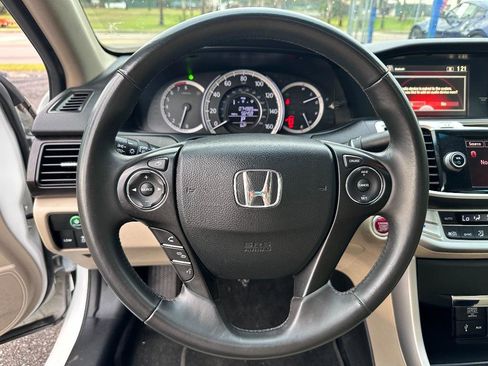 Used 2015 Honda Accord EX-L image 11