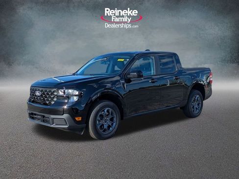 New 2025 Ford Maverick XLT w/ XLT Luxury Package AWD/4WD image 1