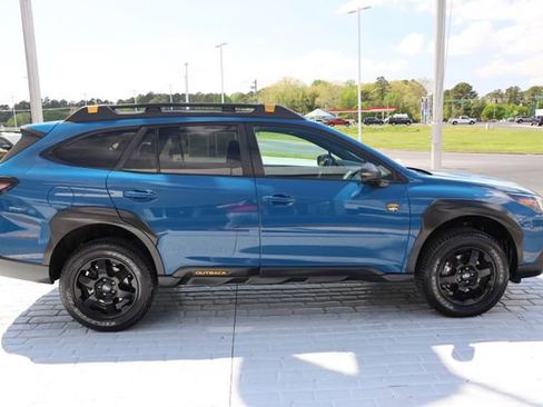 Certified 2022 Subaru Outback Wilderness image 6