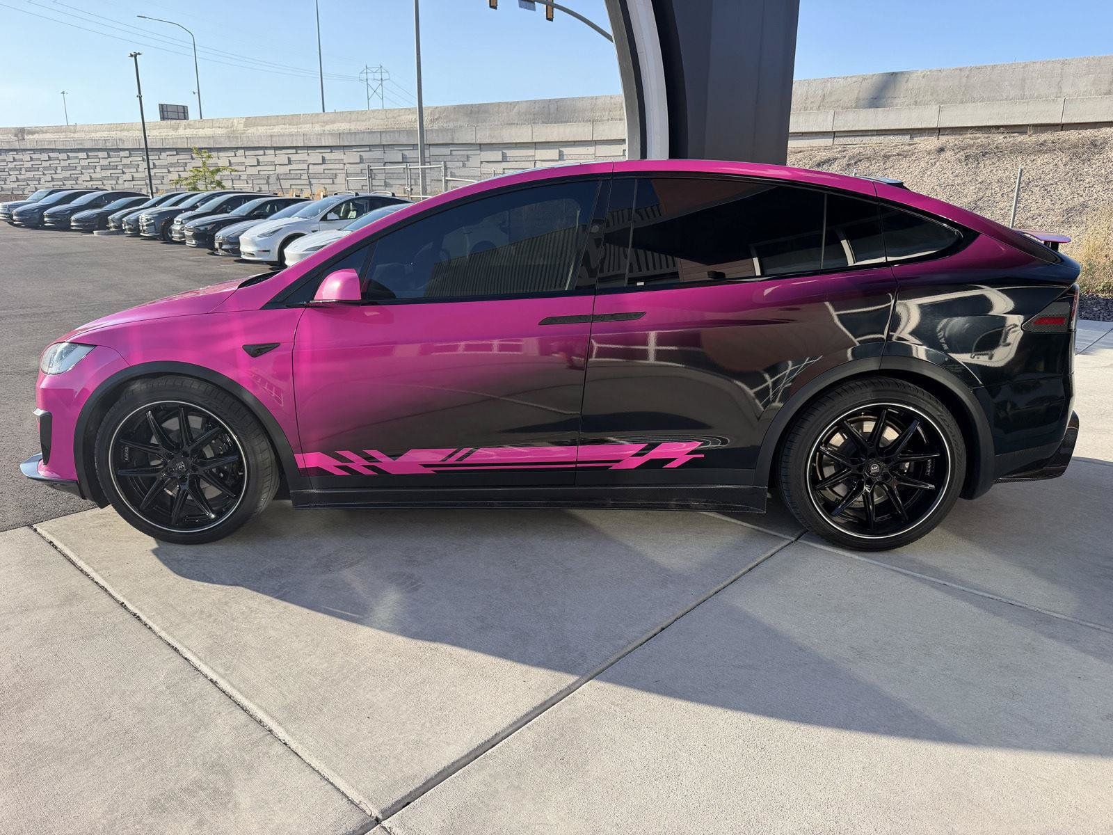 Used 2025 Tesla Model X AWD/4WD image 5