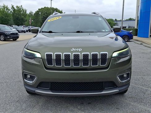 Used 2019 Jeep Cherokee Limited AWD/4WD image 2