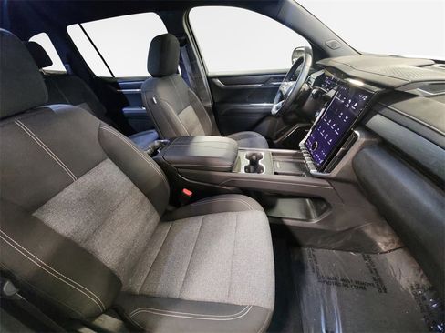 Certified 2025 GMC Acadia Elevation image 26