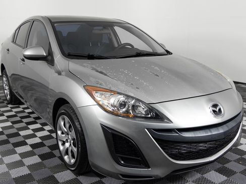 Used 2011 MAZDA MAZDA3 i Sport image 10