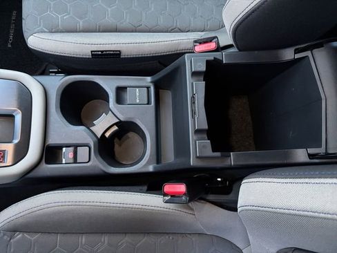 Certified 2025 Subaru Forester image 28