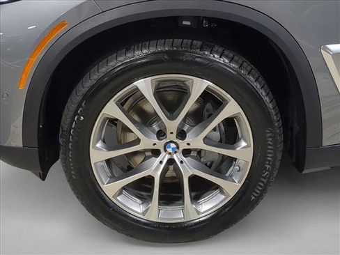 New 2026 BMW X5 xDrive40i AWD/4WD image 10