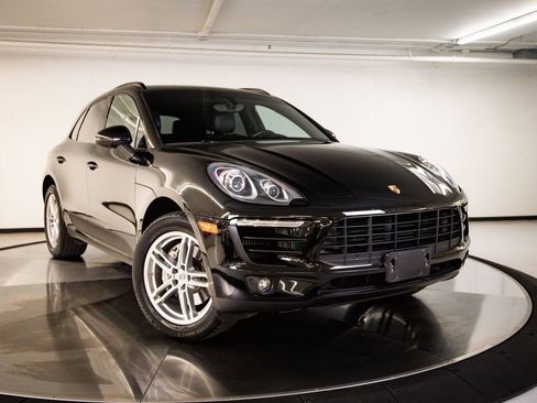 Certified 2016 Porsche Macan S AWD/4WD image 8