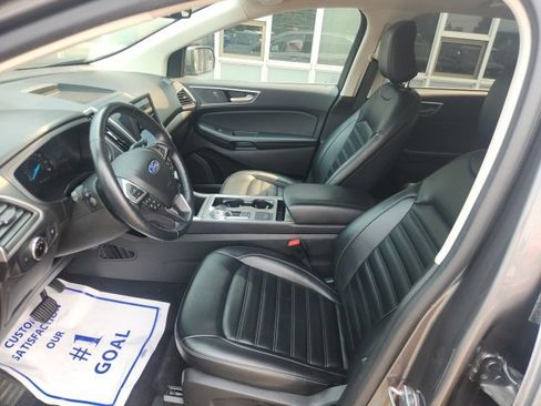 Used 2023 Ford Edge SEL image 12