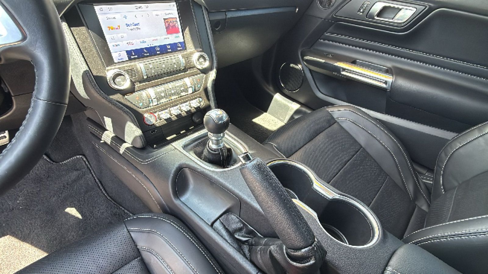 Used 2021 Ford Mustang GT Premium w/ Equipment Group 401A RWD image 20