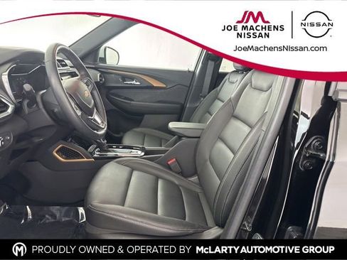 Used 2023 Chevrolet TrailBlazer ACTIV w/ Sun and Liftgate Package FWD image 21