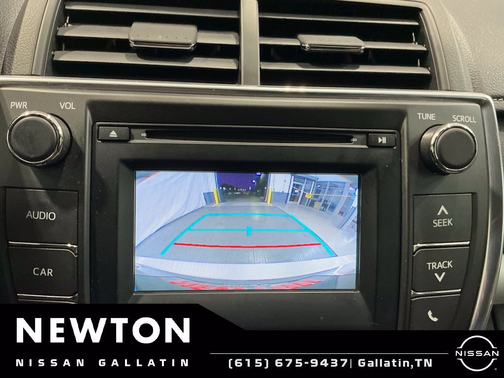 Used 2017 Toyota Camry SE FWD image 7