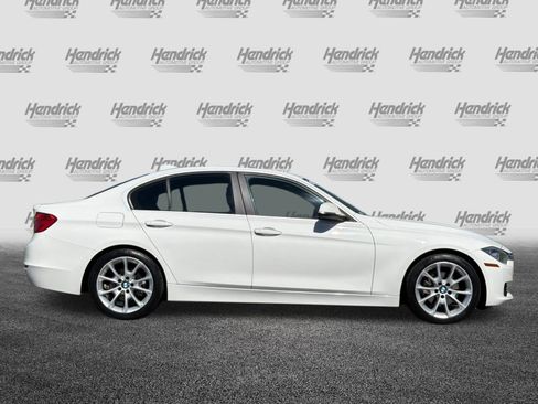 Used 2015 BMW 320i Sedan image 3