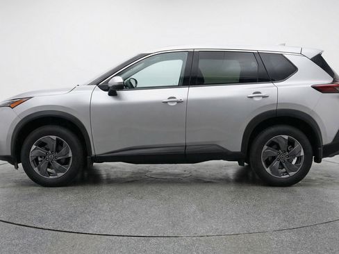 Used 2025 Nissan Rogue SV image 5