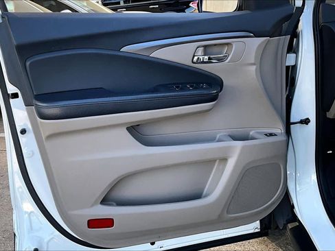 Used 2017 Honda Pilot EX-L image 23