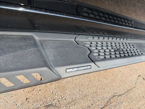 Used 2023 Chevrolet Silverado 1500 LT Trail Boss w/ LPO, Dark Essentials Package AWD/4WD image 23