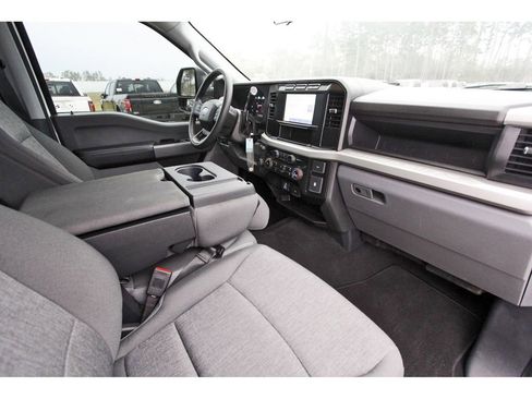 Used 2024 Ford F250 XL w/ STX Appearance Package image 26