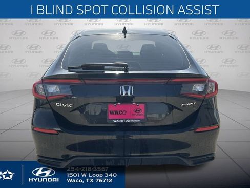 Used 2025 Honda Civic Sport image 9
