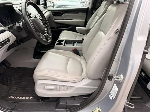 Used 2021 Honda Odyssey Touring image 11