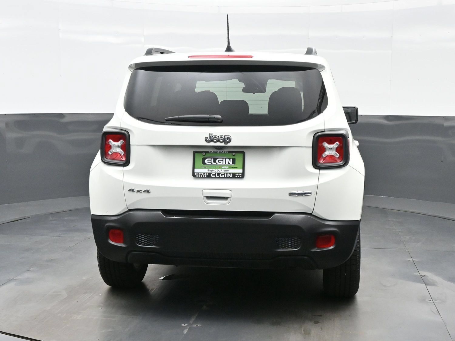 Used 2022 Jeep Renegade Latitude AWD/4WD image 7