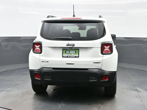Used 2022 Jeep Renegade Latitude AWD/4WD image 7