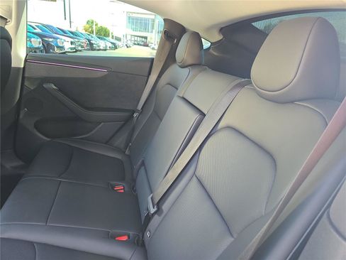 Used 2026 Tesla Model Y AWD image 11