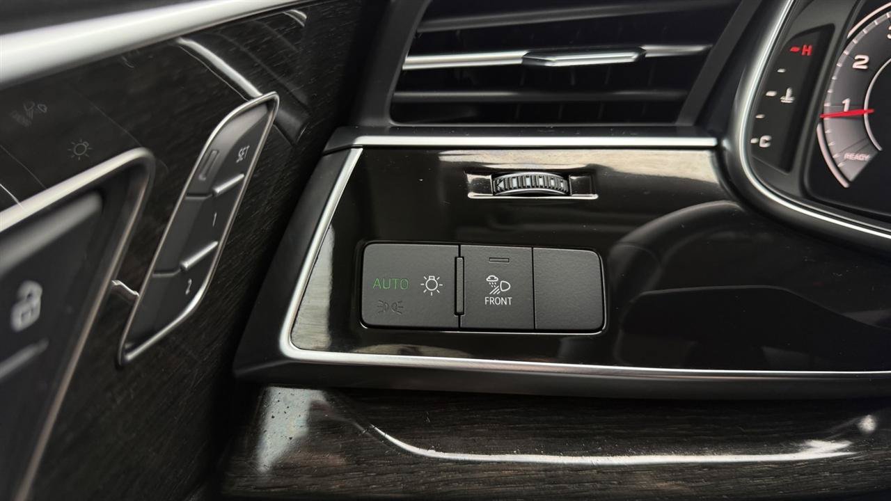 Used 2023 Audi Q7 2.0T Premium Plus w/ Premium Plus Package AWD/4WD image 53