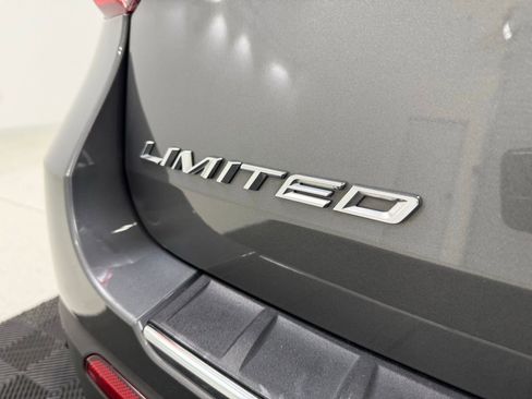 Used 2023 Ford Explorer Limited RWD image 7
