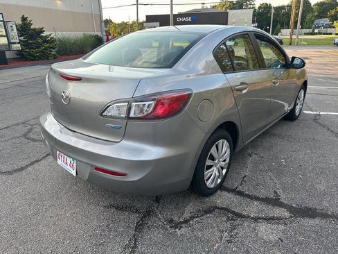 Used 2013 MAZDA MAZDA3 i Sport image 8
