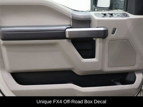 Used 2019 Ford F250 XLT w/ XLT Premium Package image 19