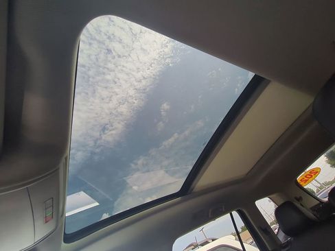 Used 2021 Volkswagen Atlas SE w/ Panoramic Sunroof Package AWD/4WD image 25