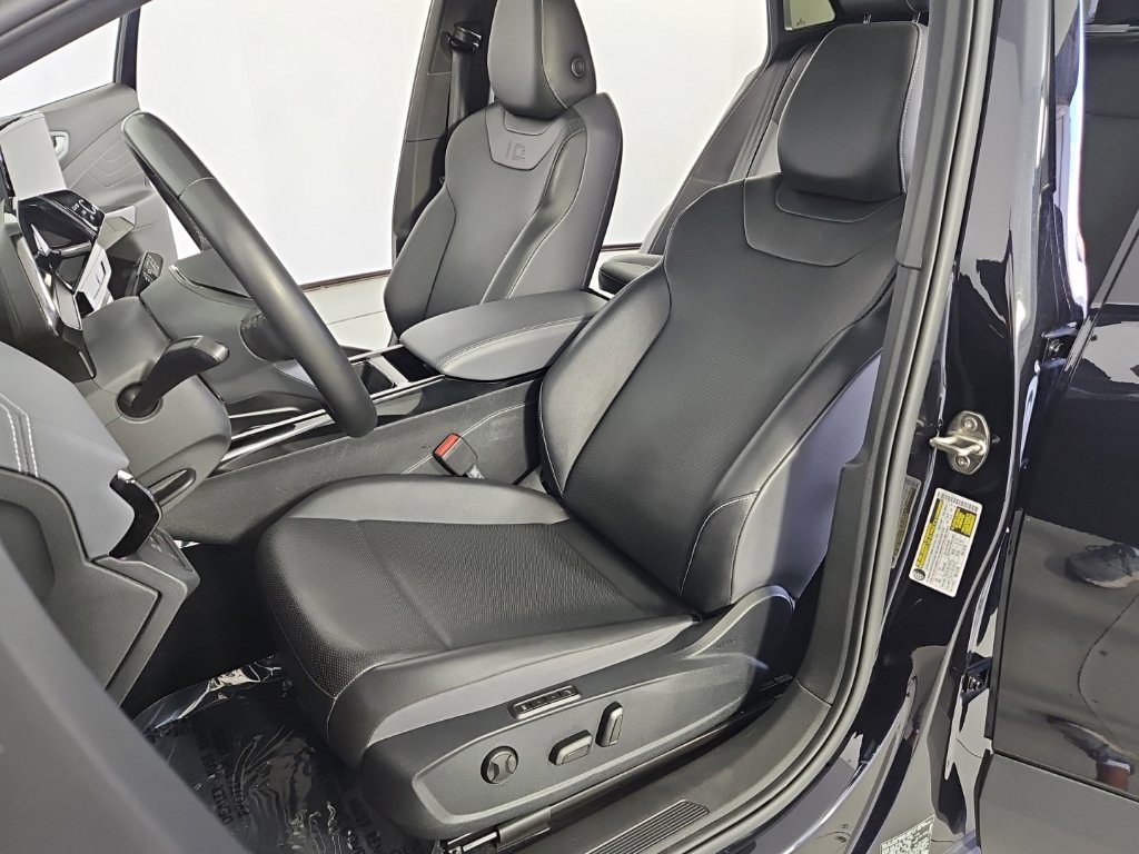 Used 2023 Volkswagen ID.4 S RWD image 22
