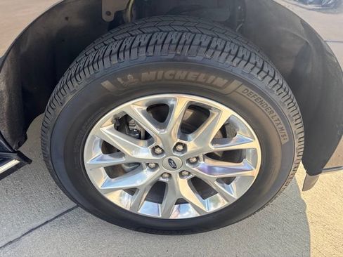 Used 2021 Ford Expedition Max XLT AWD/4WD image 38