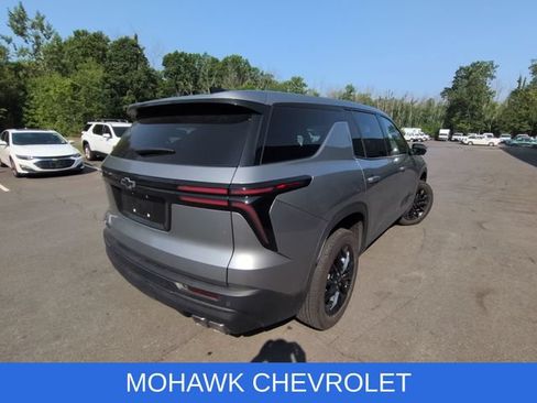 Used 2024 Chevrolet Traverse LS w/ Midnight/Sport Edition FWD image 12