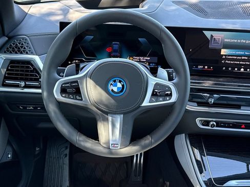 New 2026 BMW X5 xDrive50e w/ Executive Package AWD/4WD image 15