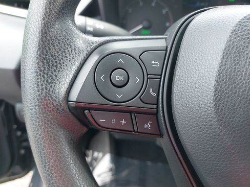 Used 2024 Toyota Corolla LE FWD image 17