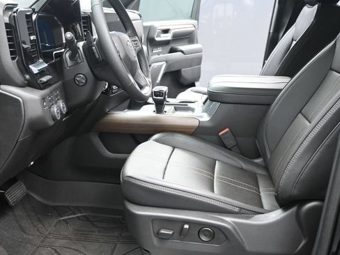 New 2025 Chevrolet Silverado 1500 High Country w/ Midnight Edition AWD/4WD image 25