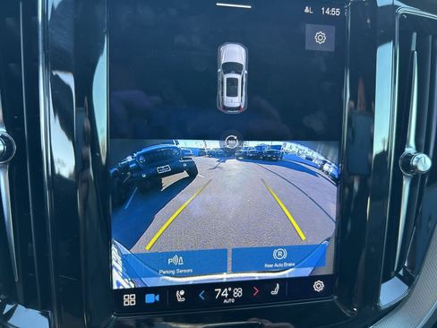 Used 2022 Volvo XC60 T8 R-Design w/ Advanced Package image 44