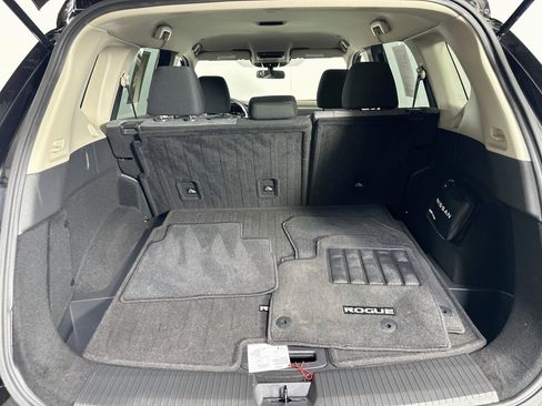 Used 2023 Nissan Rogue SV FWD image 26