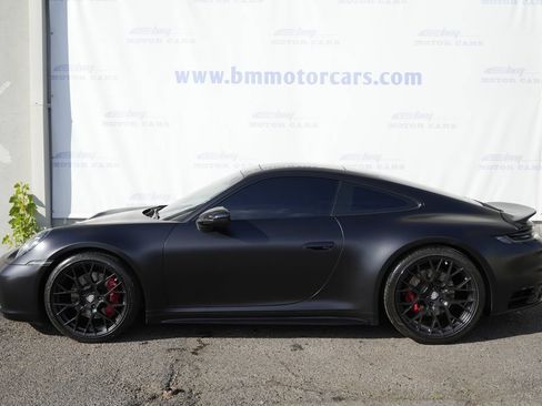 Used 2020 Porsche 911 Carrera 4S AWD/4WD image 8