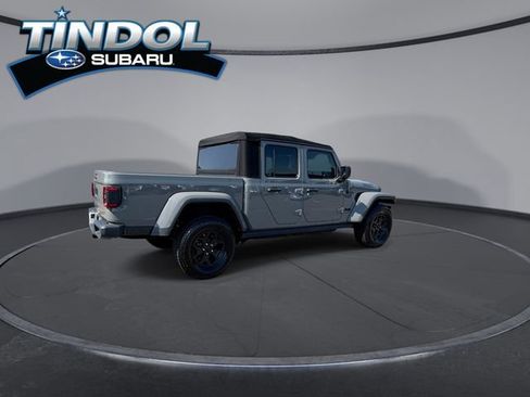 Used 2021 Jeep Gladiator Sport AWD/4WD image 9