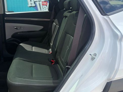 Used 2022 Hyundai Tucson SEL image 11