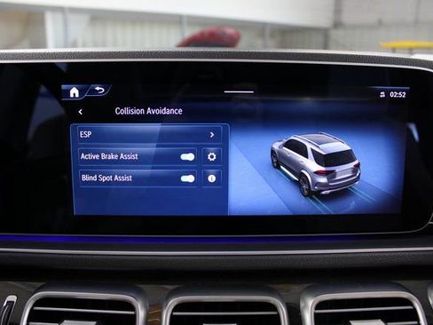 Used 2024 Mercedes-Benz GLE 450e 4MATIC image 27