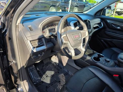 Used 2024 GMC Terrain SLT AWD/4WD image 22
