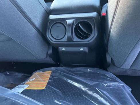 New 2026 Jeep Gladiator Sport AWD/4WD image 29