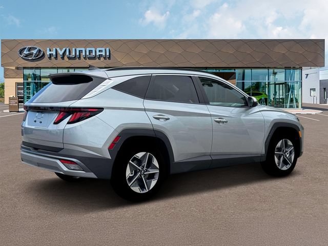 New 2026 Hyundai Tucson SEL Plus FWD image 8