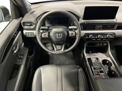 New 2026 Honda Pilot TrailSport image 17