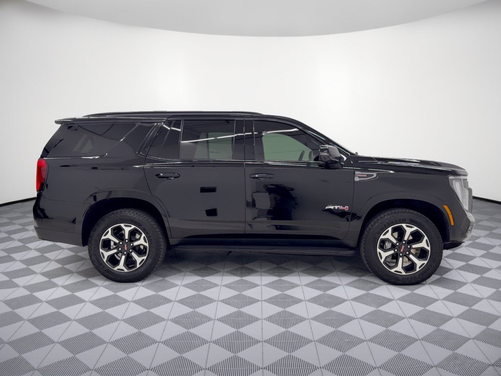 Used 2026 GMC Yukon AT4 AWD/4WD image 8