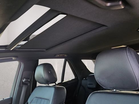 Certified 2018 Mercedes-Benz GLE 350 4MATIC w/ Premium 2 Package image 23